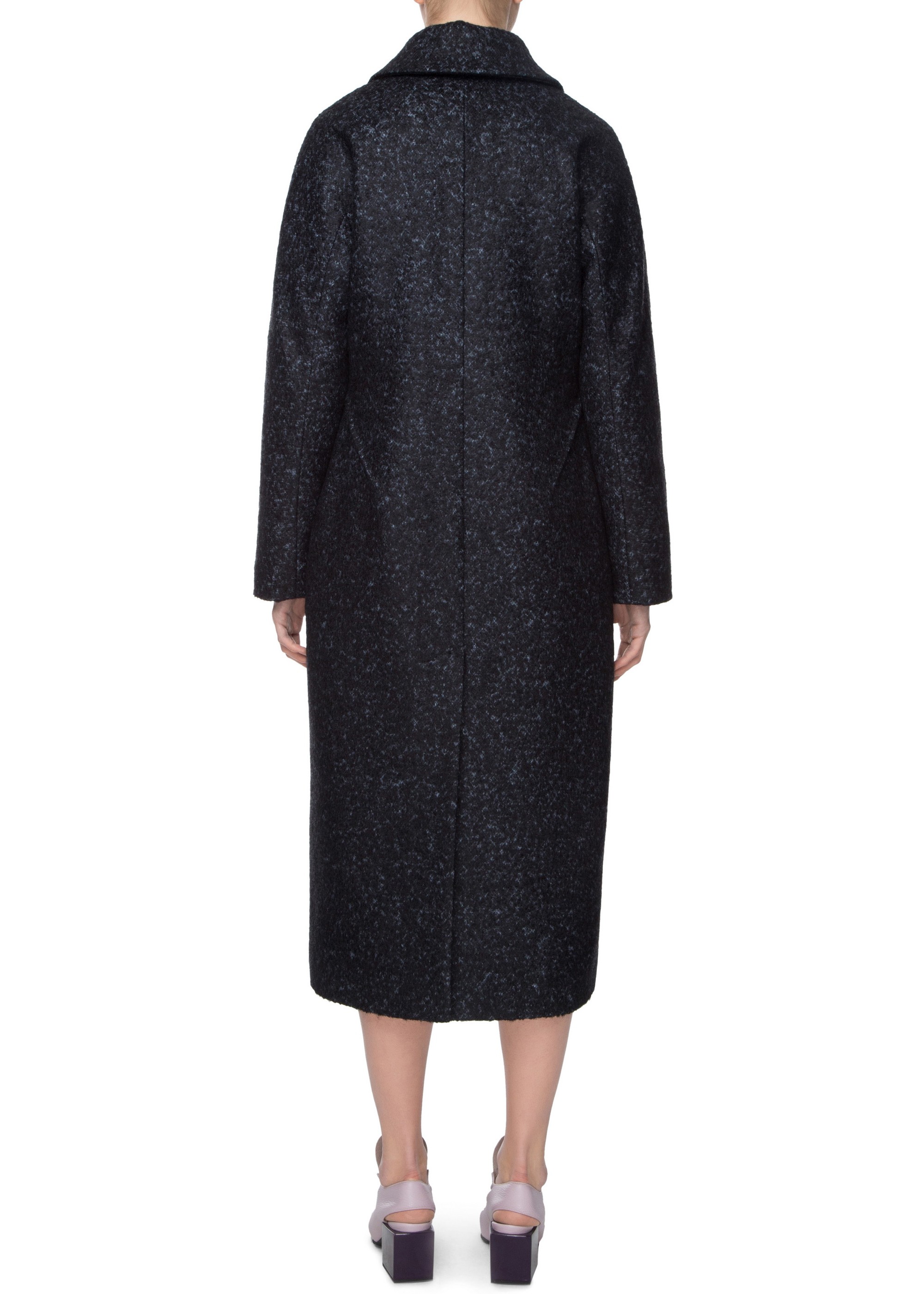 Elongated  cashmere coat with collar